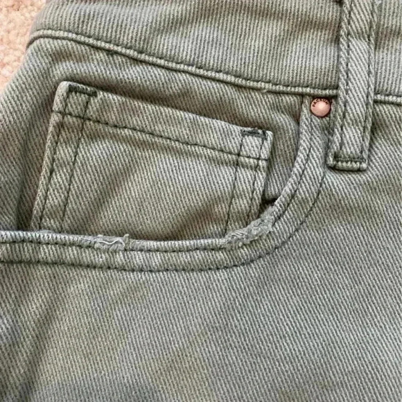 Pacsun dark green distressed high rise festival shorts in size 26 - Picture 3 of 6
